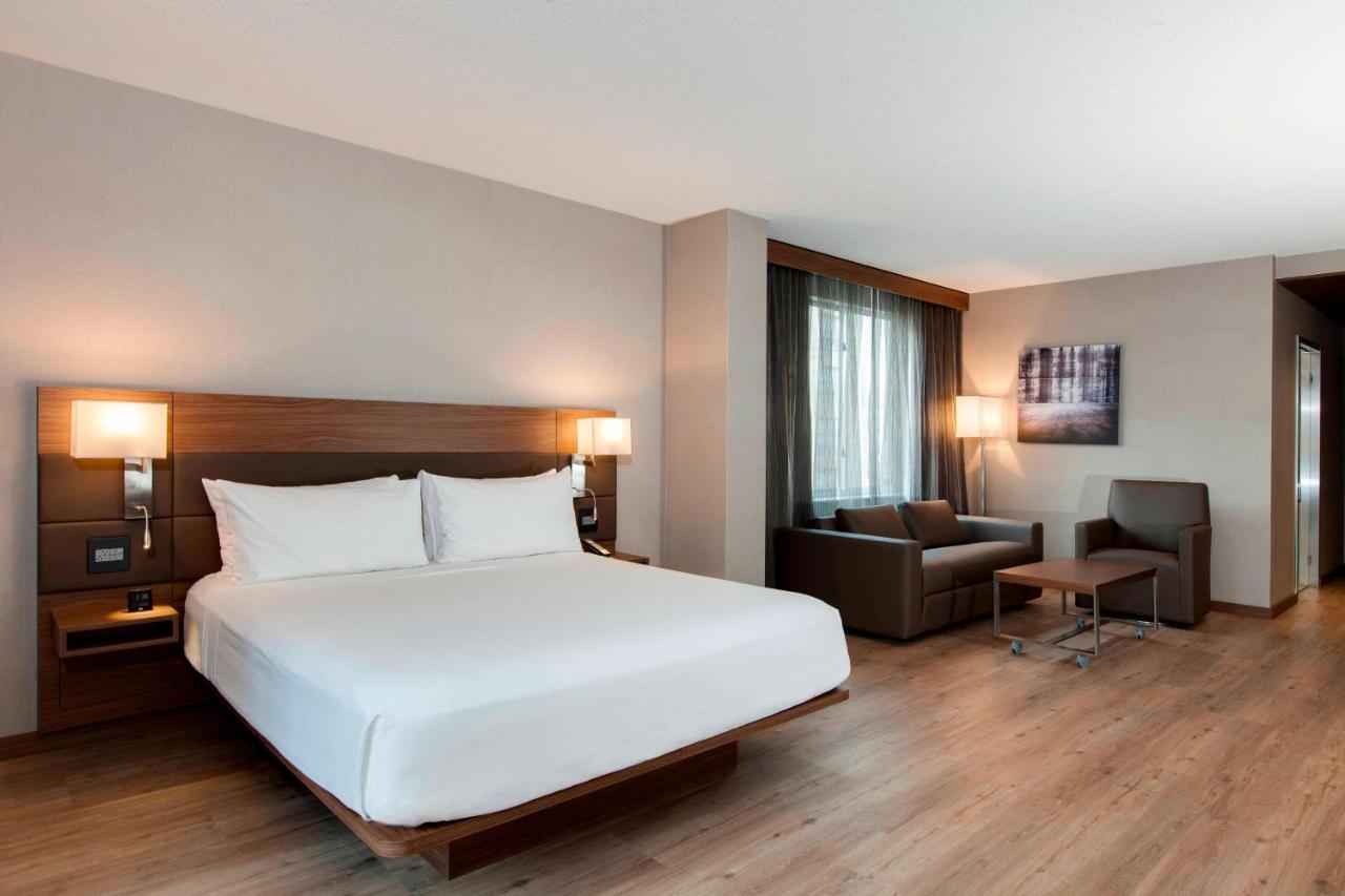 Ac Hotel Chicago Downtown Екстериор снимка